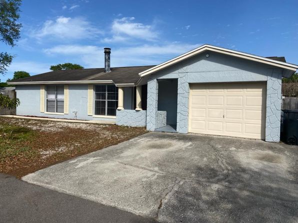 10101 Hunters Point Ct