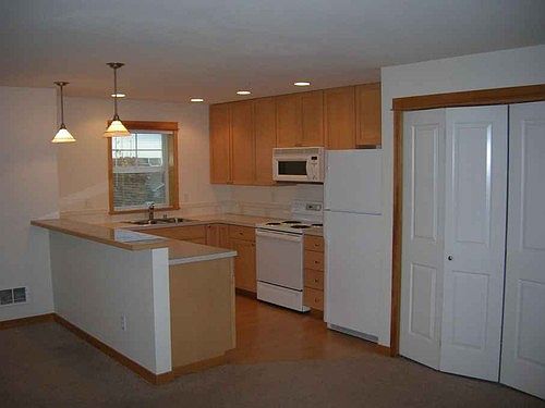 4th image of 1901 California Ave SW APT B303