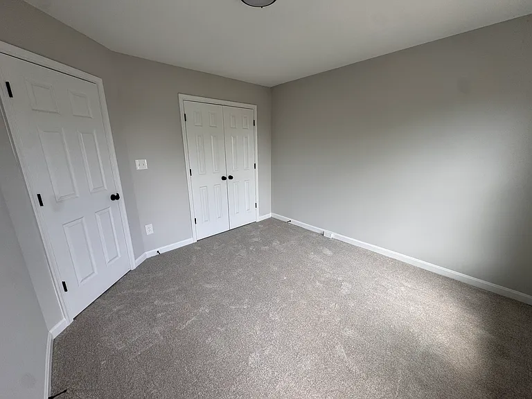 26121 Nimbleton Sq — Photo 39