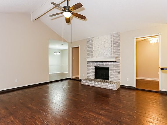 5th image of 7312 Meadow Creek Dr