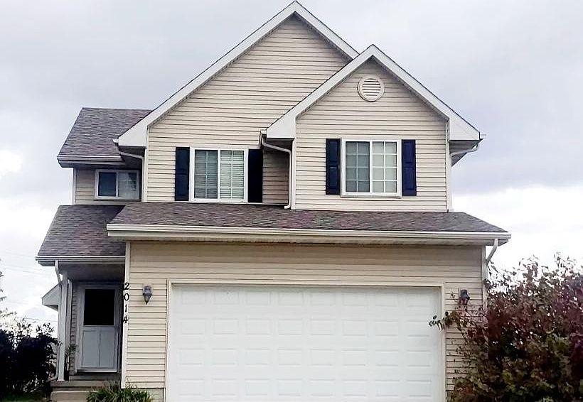 1st image of 2014 NW Lakeside Dr