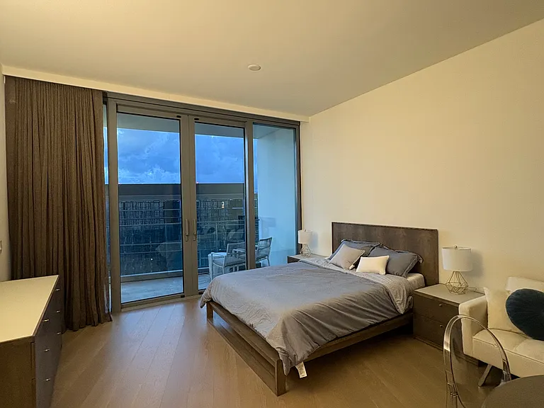 1000 Auahi St #4105 — Photo 11
