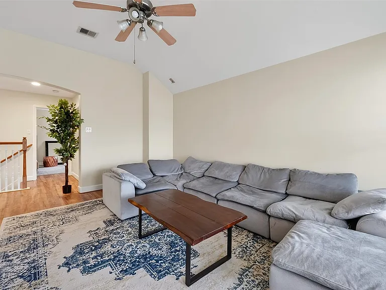 14419 Manorbier Ln — Photo 23