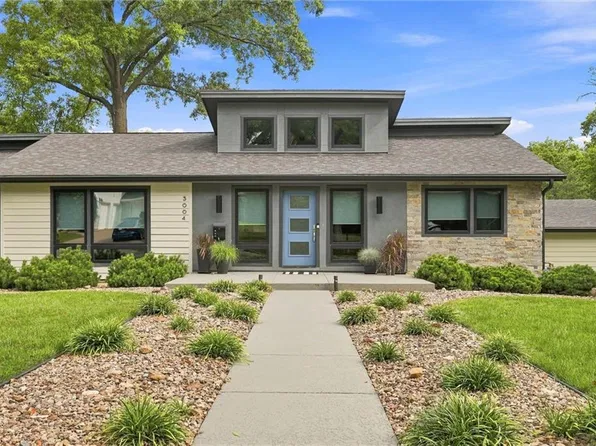 3004 W 82nd Ter, Leawood, KS 66206