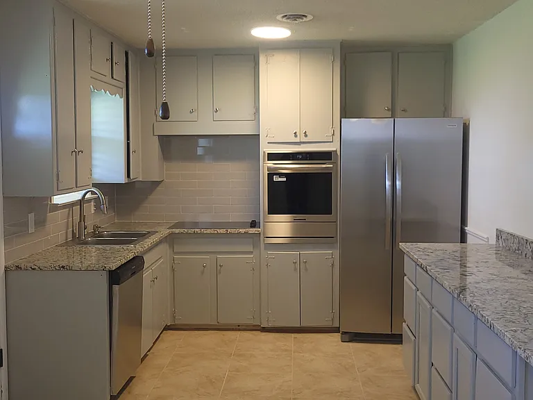 1305 Yates Dr — Photo 28