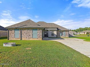 557 Brighton Trl, Florence, MS 39073