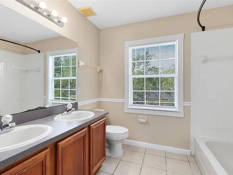 3813 Goldenglow Dr — Photo 22