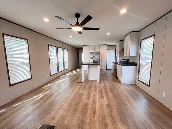 2nd image of 18733 Samuels Rd #63