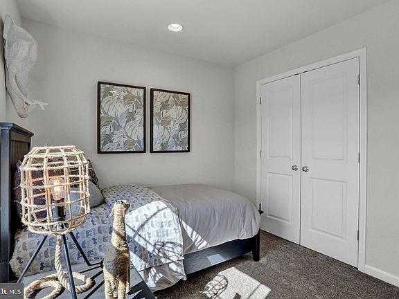 2nd image of 101 Sussex Pl