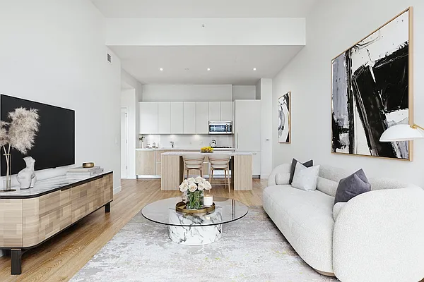 Rented by Greystar | media 5