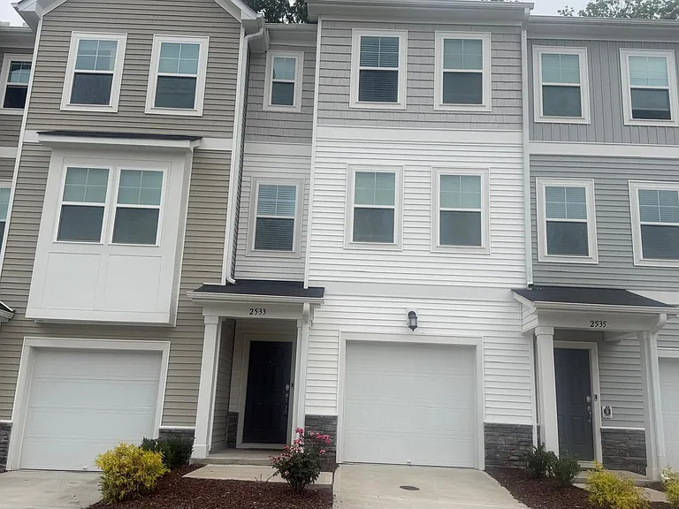 2533 Chert Ln — Photo 2