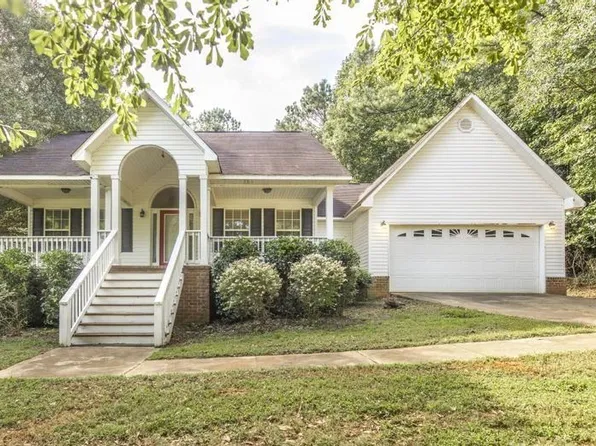 661 Aarons Cir, Gray, GA 31032