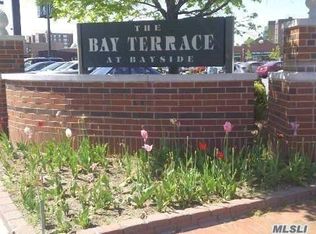 1544 215th St, Bayside, NY 11360