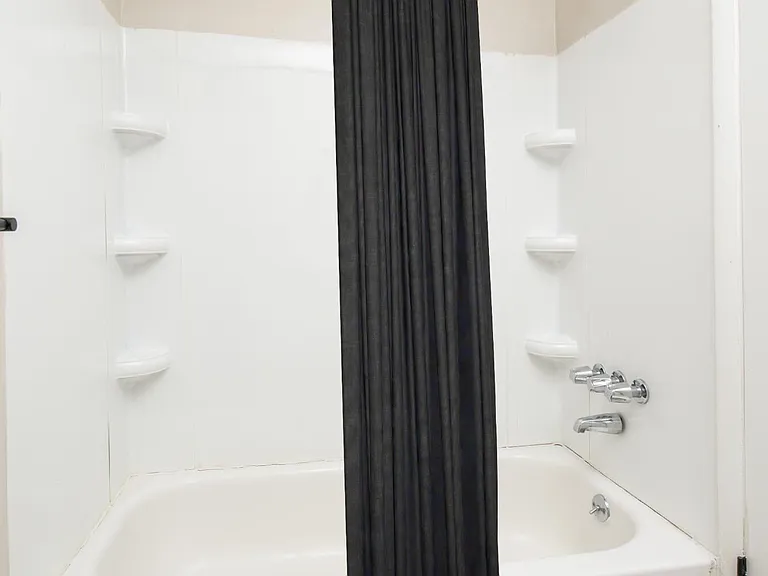Liberty Pointe — Photo 17