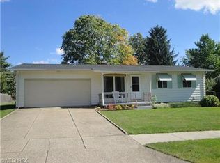 5451 S Celeste View Dr, Stow, OH 44224