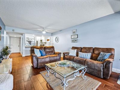 1518 Whitehall Dr APT 102, Davie, FL, 33324