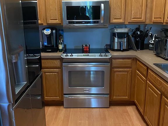 2nd image of 4906 Bluff Heights Trl SE