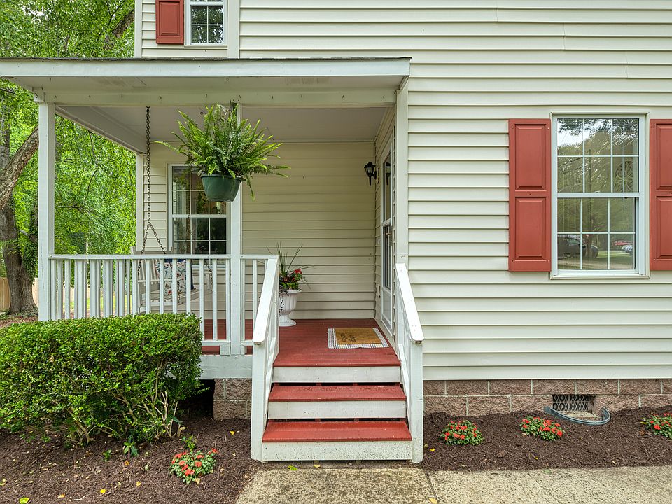 1st image of 604 Vannoy Pl