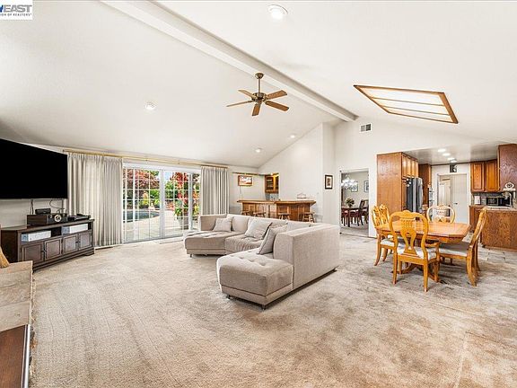 5th image of 5354 Granville Ct