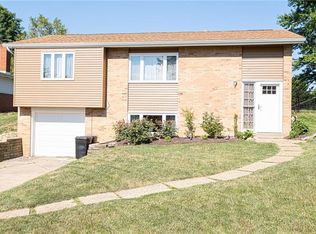 40 Highbury Rd, Harmar, PA 15024