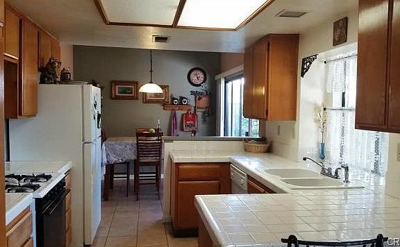 3rd image of 24419 Fiji Dr