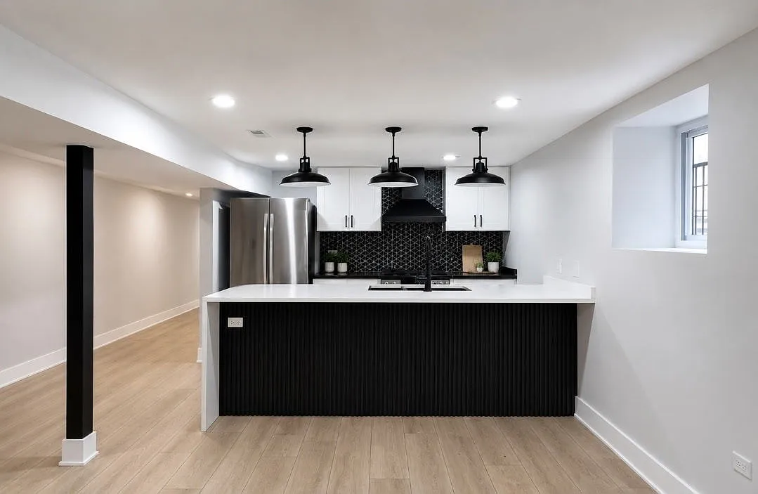 2 bed, 1200 sqft, $2,600 — Photo 3