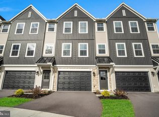 14 Morgan Cir #8-02, Carlisle, PA 17013