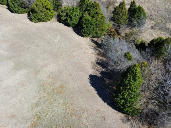 700 Winding Creek Dr, Mesquite, TX 75149