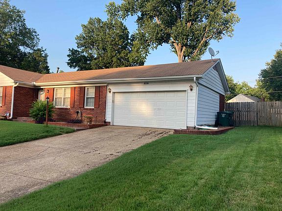 3rd image of 3080 Fairborn Dr