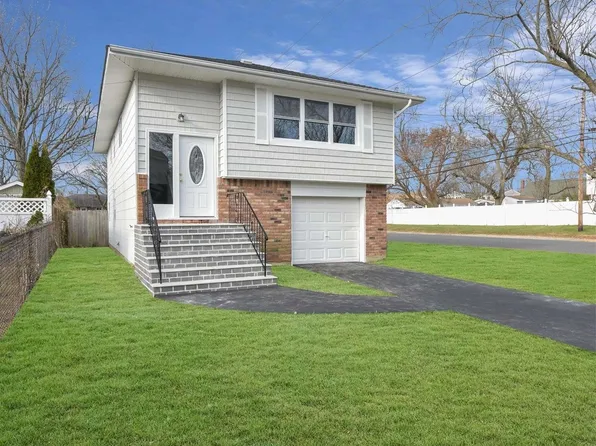 6A Winfield Avenue, Brentwood, NY 11717