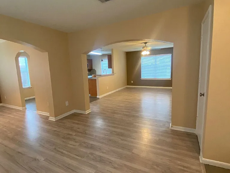 19162 Yellow Thrush Dr — Photo 41