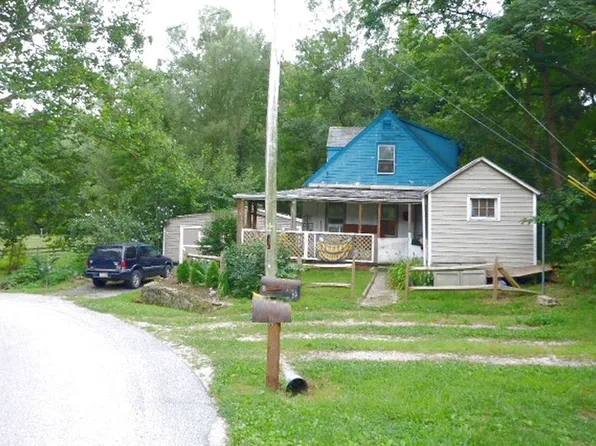 1453 Fleshman Mill Rd, New Oxford, PA 17350