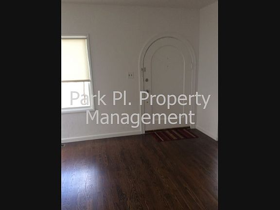 5th image of 923 Helen Ave