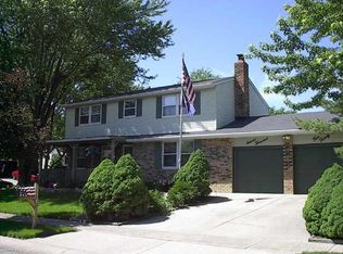 11420 Wolf Ln, Indianapolis, IN 46229
