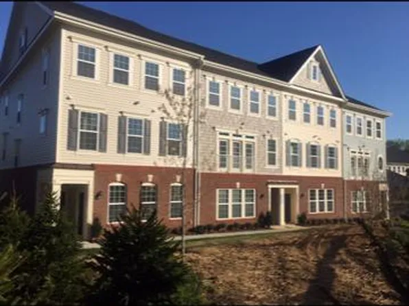 4934 Dane Ridge Cir, Woodbridge, VA 22193