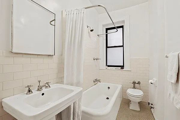 Sold by Corcoran | media 3