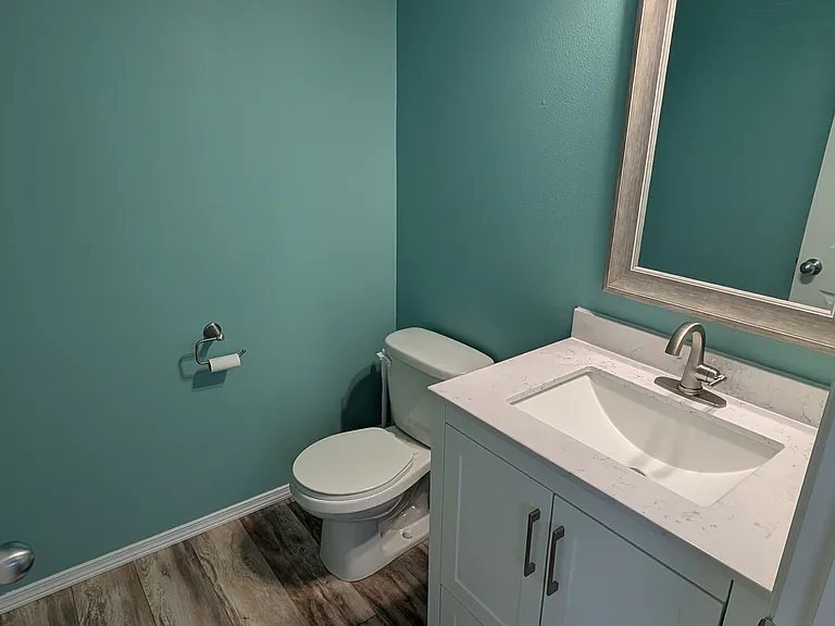 12934 Rosser Dr — Photo 14