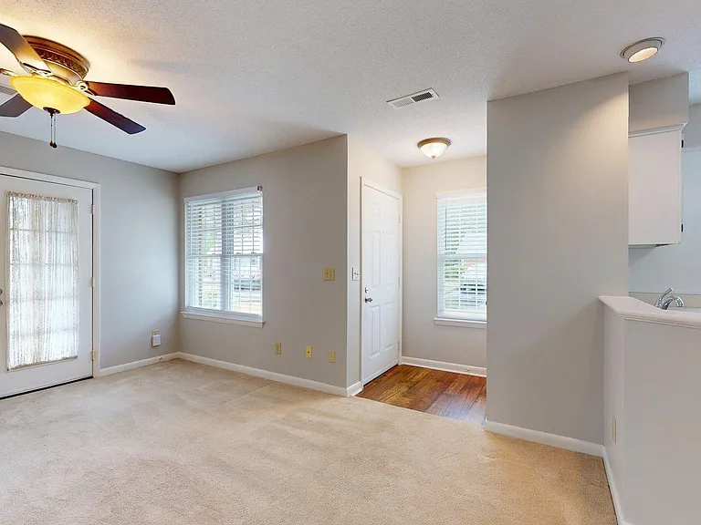 1203 Wilshire Cir — Photo 6