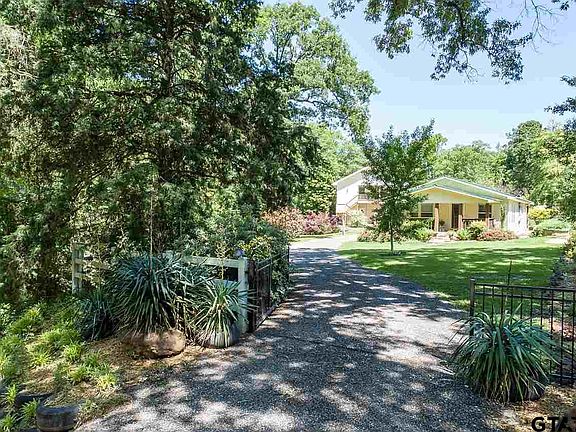 2nd image of 2542 County Road 317 #12