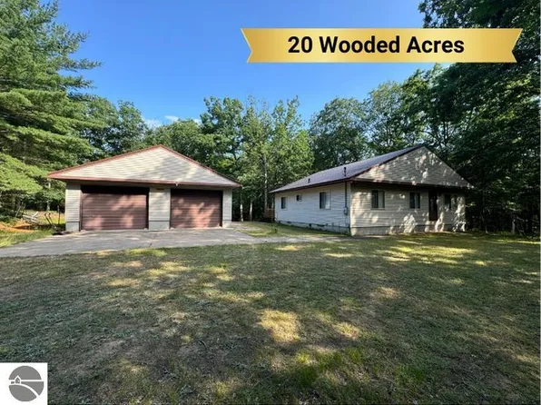 7580 N Harrison Ave, Harrison, MI 48625