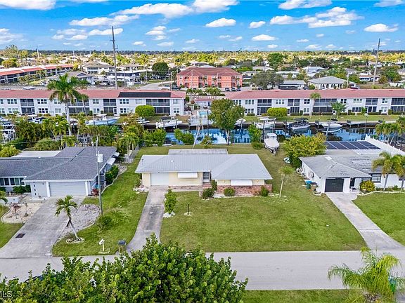 5th image of 215 Santa Monica Ct