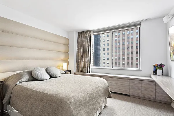 Sold by Corcoran | media 21