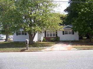 201 Hughes Ave, Cape May, NJ 08204