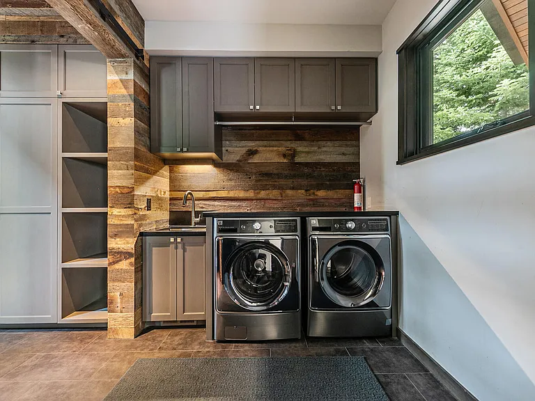 10613 Dutton Ct — Photo 33