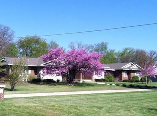 2184 Echo Hill Rd, Marion, IA 52302