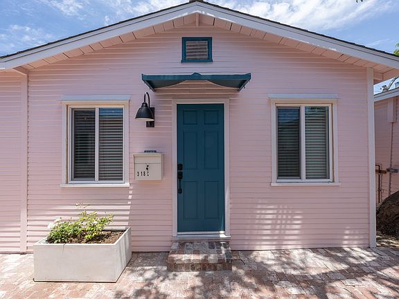 2nd image of 314 N Venice Blvd #318