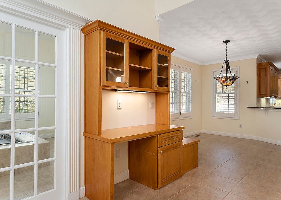 1st image of 2224 Rose Hall Dr