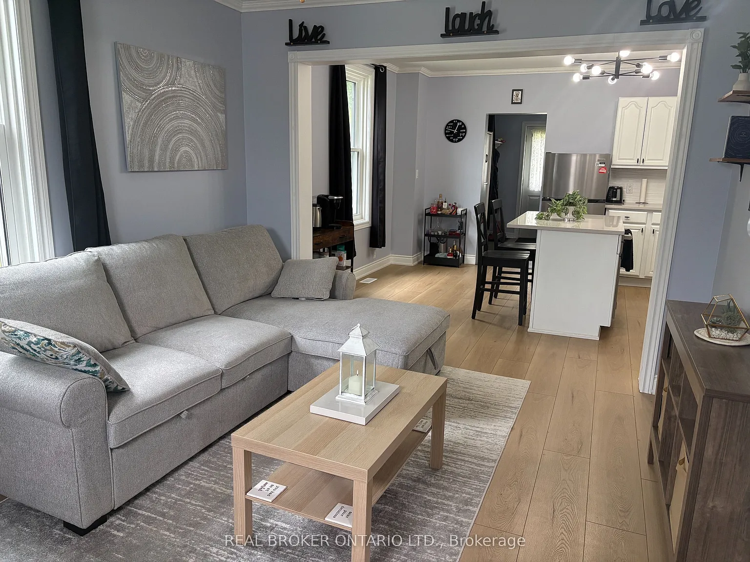 2 bed, $2,450 — Photo 2