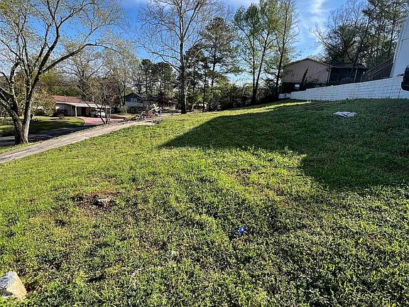 2nd image of 1117 Hardwick Ln #8