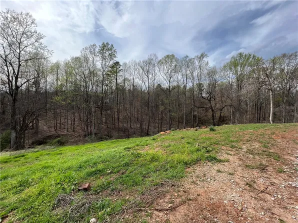 2617 Pumpkintown Hwy, Pickens, SC 29671